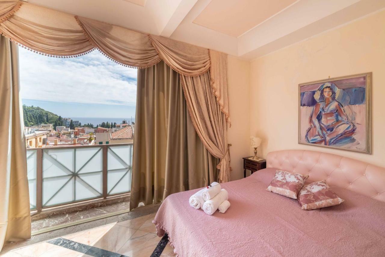 Ferienwohnung Palazzo Di Ferro Taormina Exterior foto