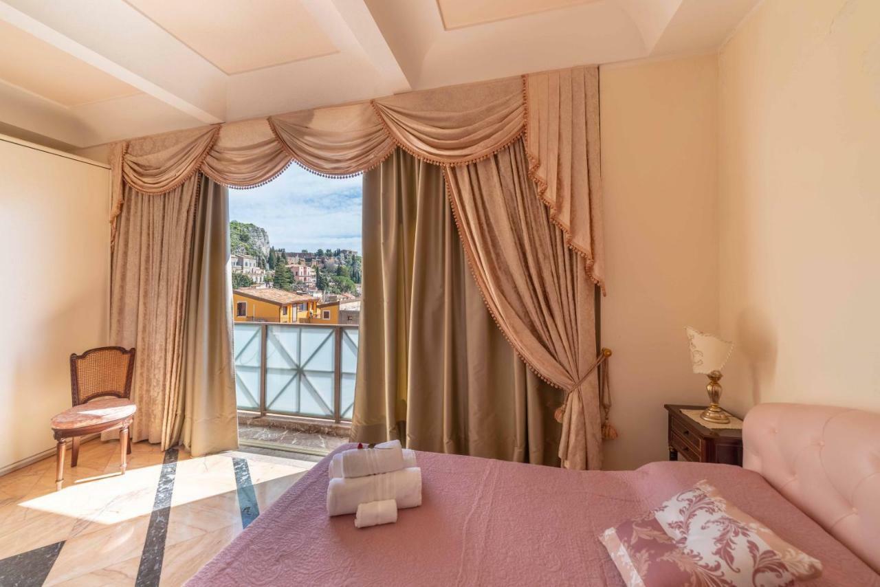 Ferienwohnung Palazzo Di Ferro Taormina Exterior foto